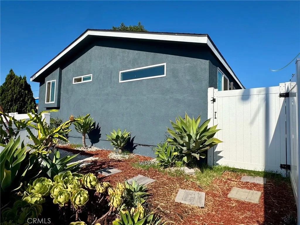 1238 Magnolia Avenue