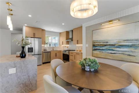 Tiny photo for 13131 Crewe ST, North Hollywood, CA 91605 (MLS # SR26141390)