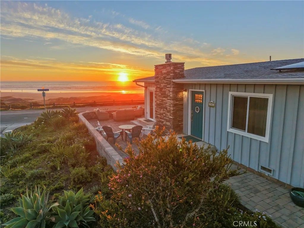 Photo of 3302 Beachcomber Dr, Morro Bay, CA 93442 (MLS # SC26012050)