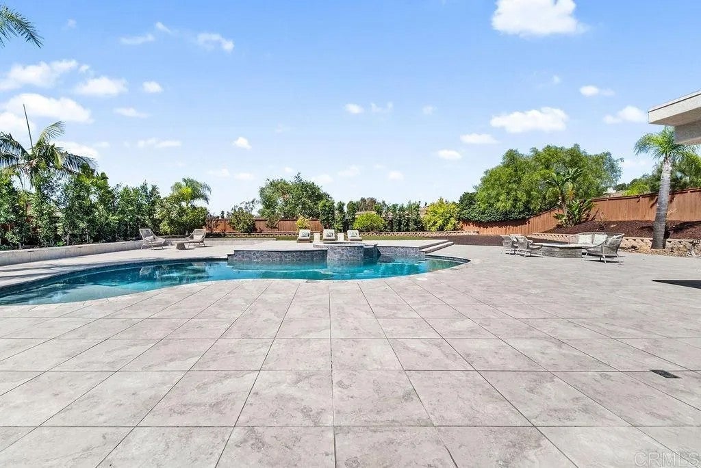 1722 Burwell Lane