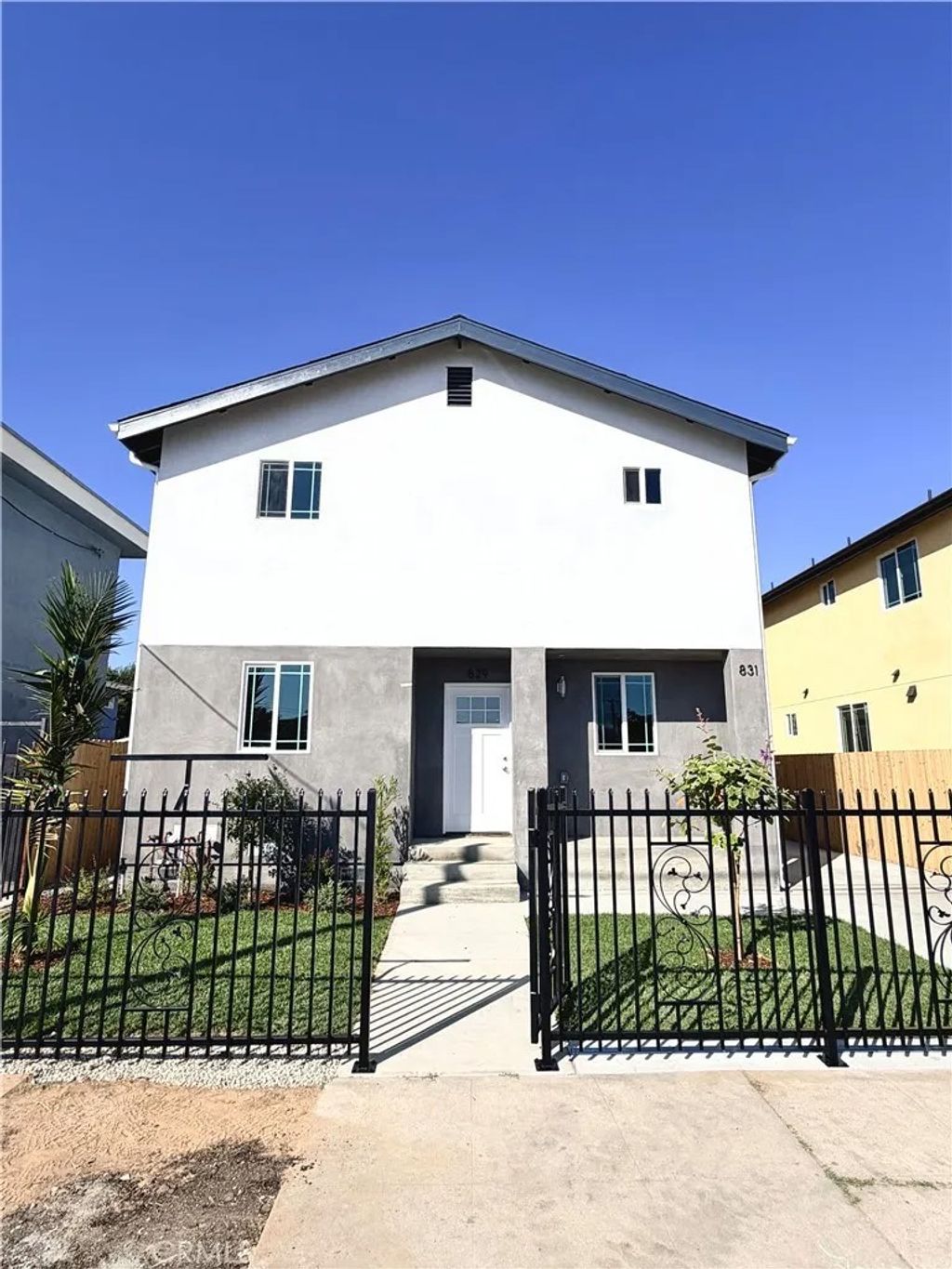 Photo of 823 W G St, Wilmington, CA 90744 (MLS # DW26033661)