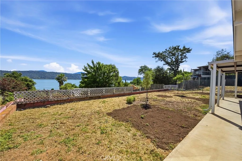 13701 Arrowhead