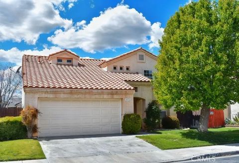 Photo of 37733 Harvey Street, Palmdale, CA 93550 (MLS # SR26000077)