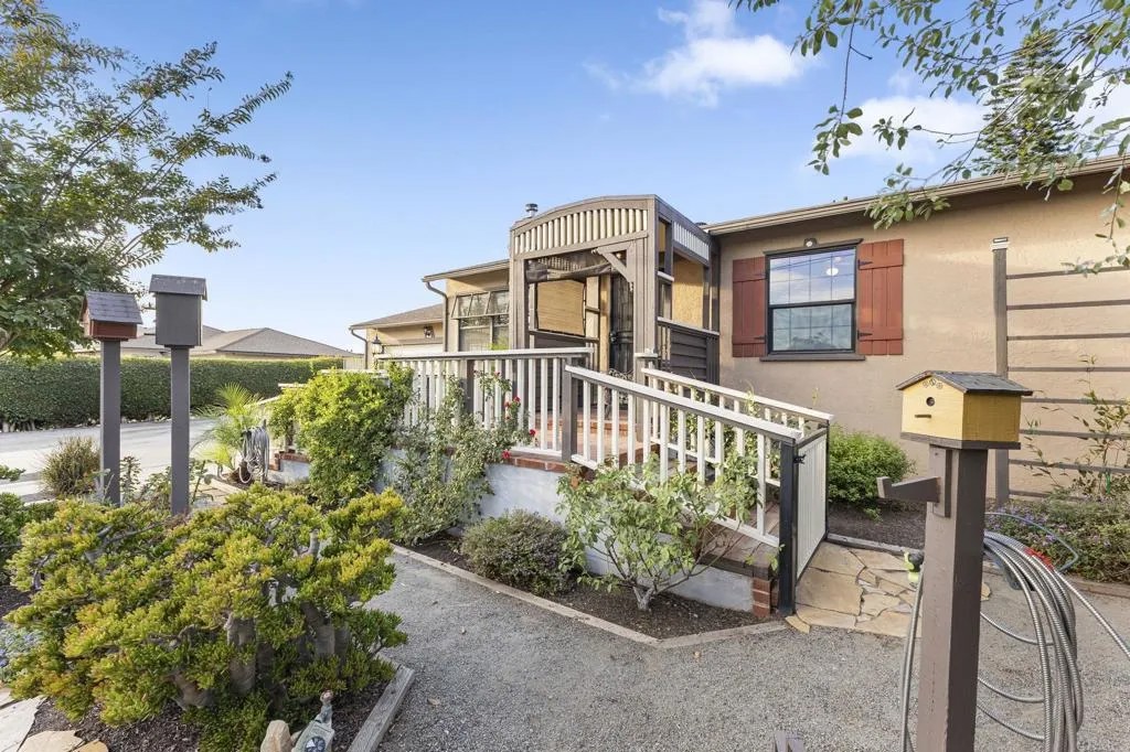 5237 Nannette Street