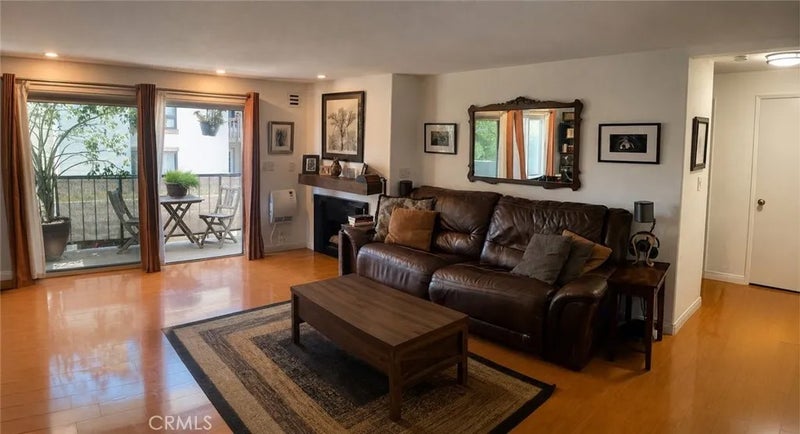 8163 Redlands 39
