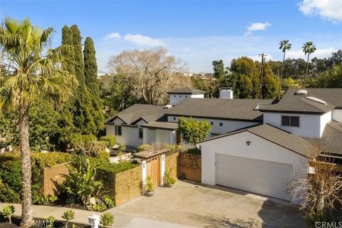Tiny photo for 2207 Golden Cir, Newport Beach, CA 92660 (MLS # OC25245257)