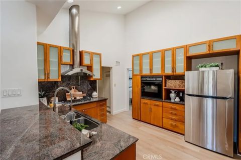 Tiny photo for 2207 Golden Cir, Newport Beach, CA 92660 (MLS # OC25245257)