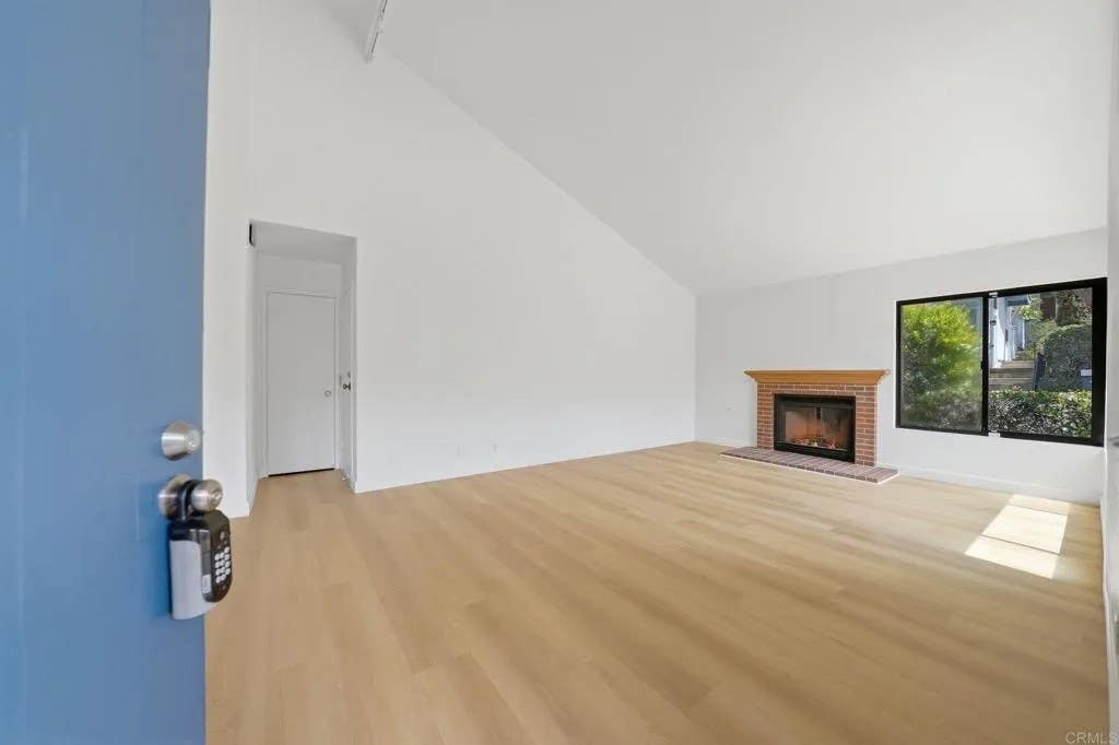 Photo of 8210 Caminito Modena, La Jolla, CA 92037 (MLS # NDP2606322)