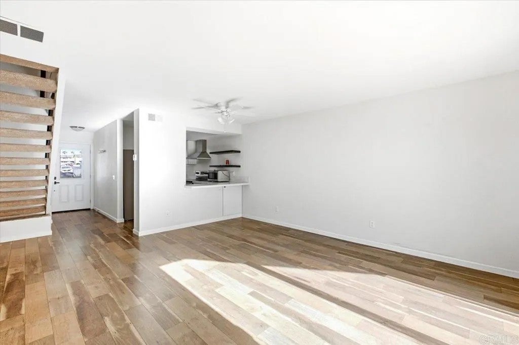 535 Beverly Place 44