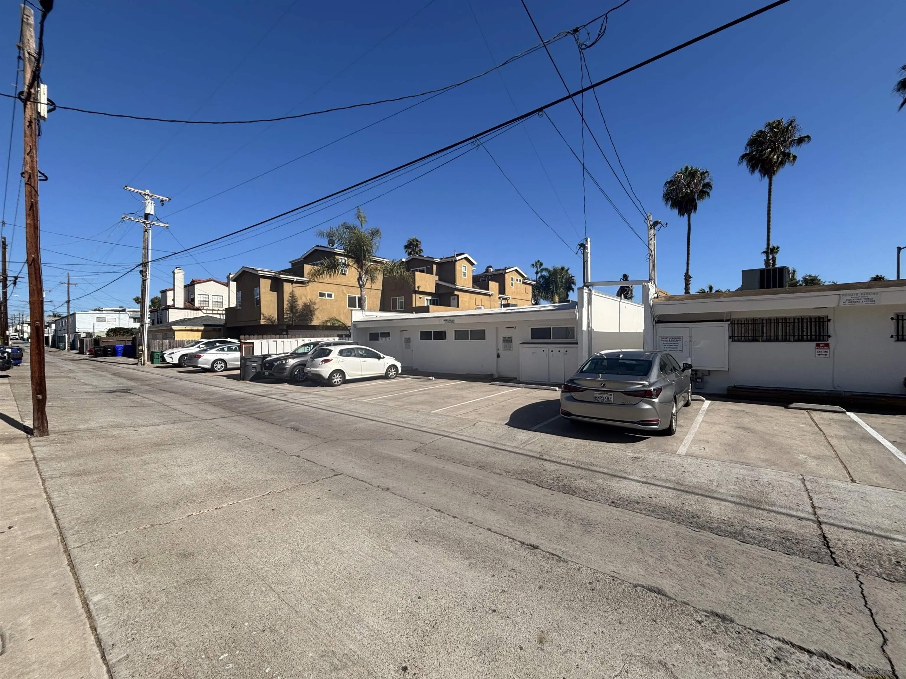 1300 Grand Avenue 38, 39