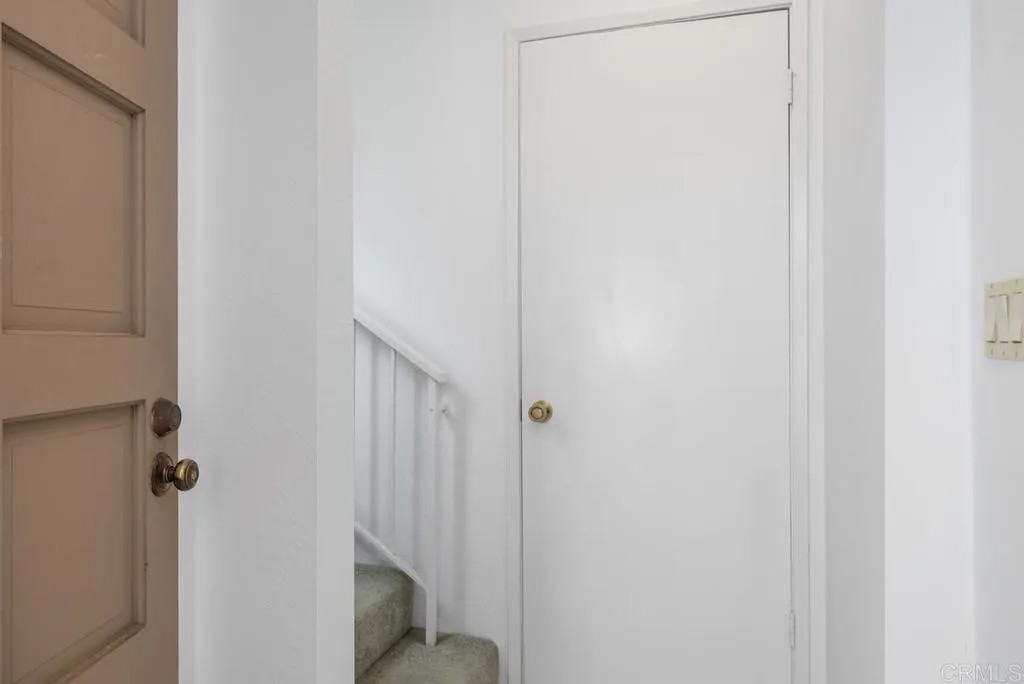 2270 La Costa Avenue 13