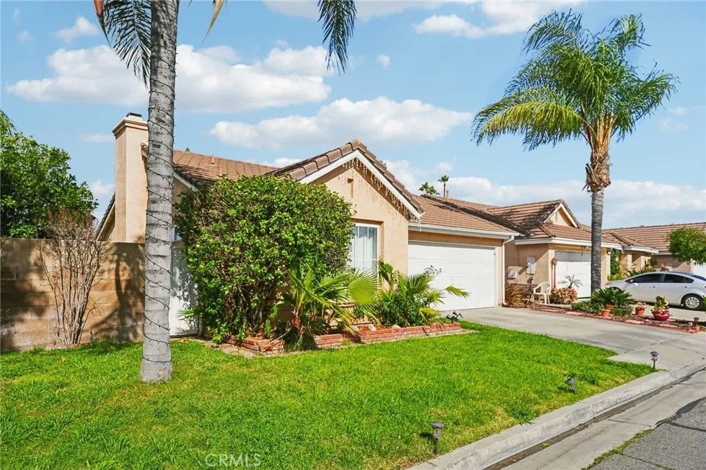 Photo of 2350 Juneberry Ave, Hemet, CA 92545 (MLS # PW26034657)