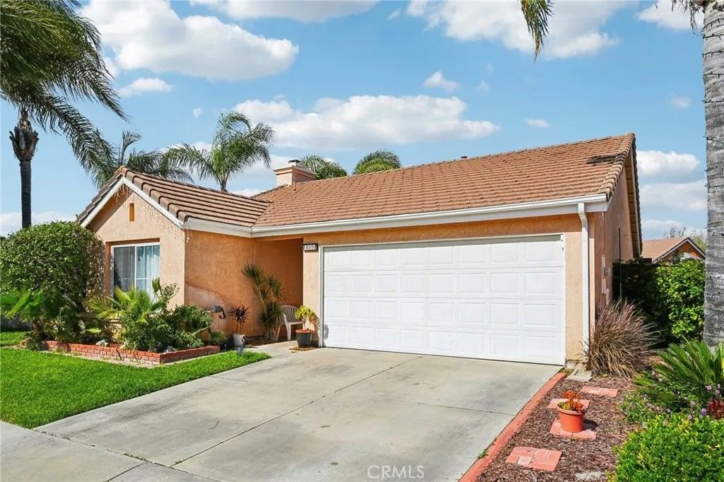 Photo of 2350 Juneberry Ave, Hemet, CA 92545 (MLS # PW26034657)