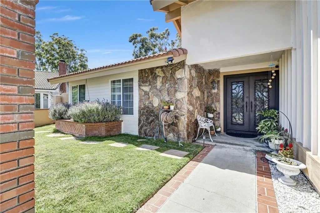 23801 Lindley