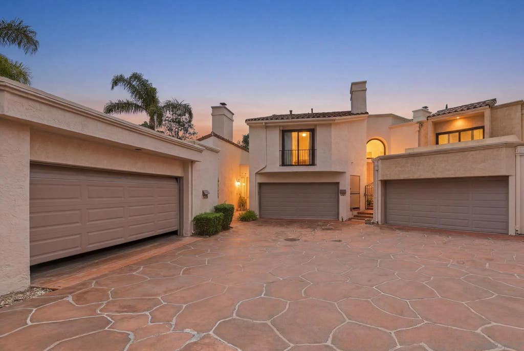 Photo of 7537 Gibraltar St, Carlsbad, CA 92009 (MLS # 260014217)