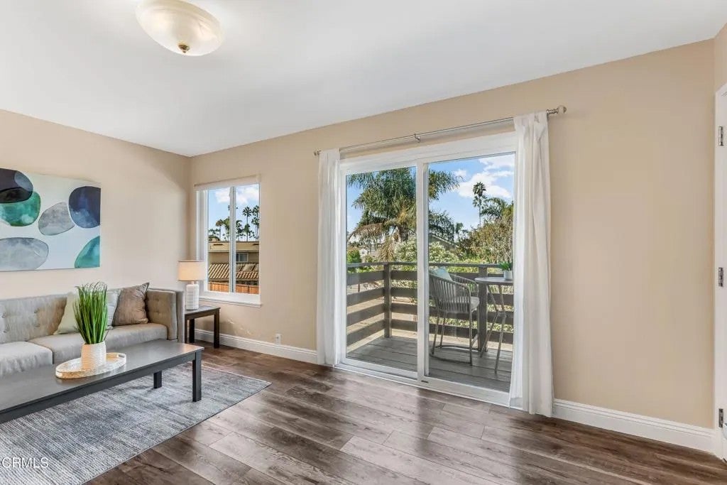 3051 E Harbor