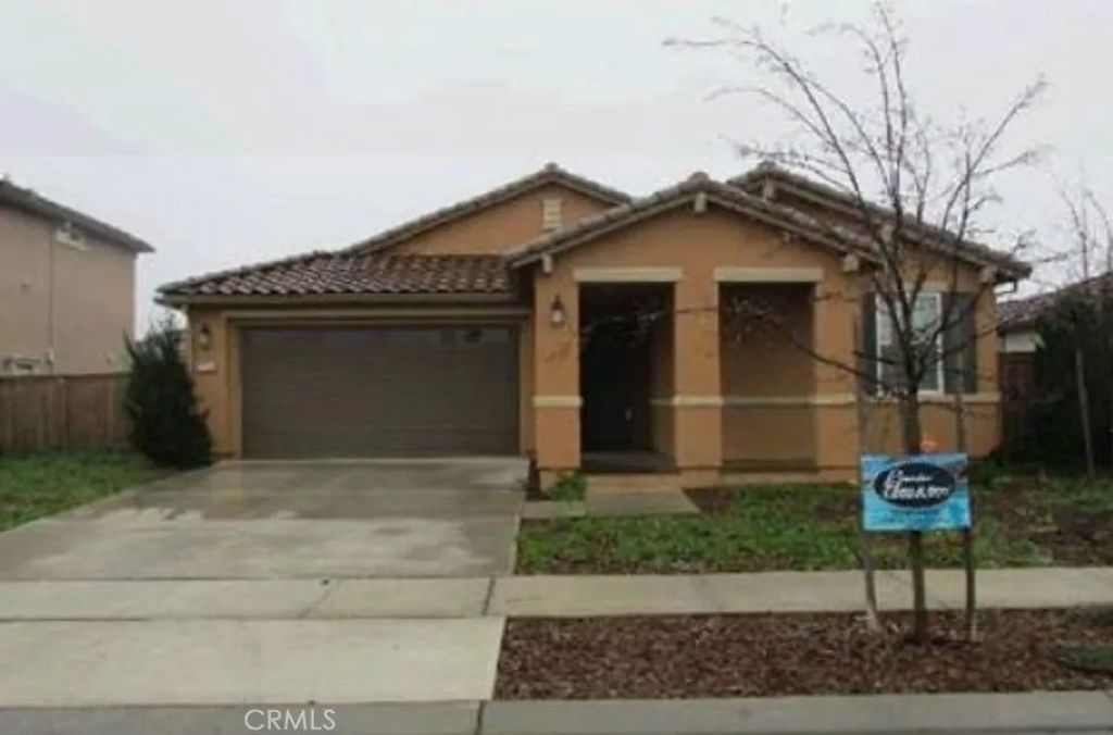 Photo of 1445 Goldfield Ln, Dixon, CA 95620 (MLS # SR26091392)