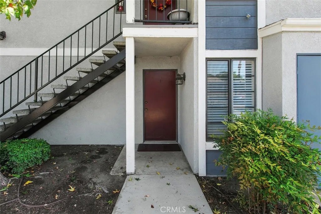 5165 Walnut 1