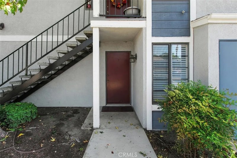 5165 Walnut 1