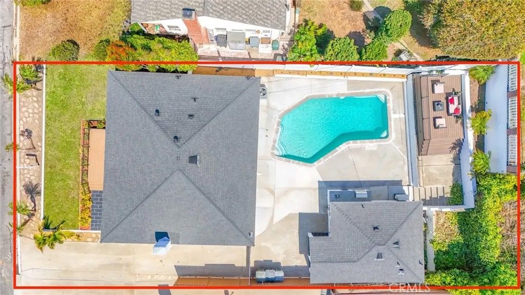 Photo of 204 Via Colusa, Redondo Beach, CA 90277 (MLS # PW25274121)