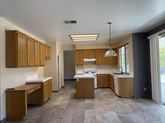 37978 Spur Drive