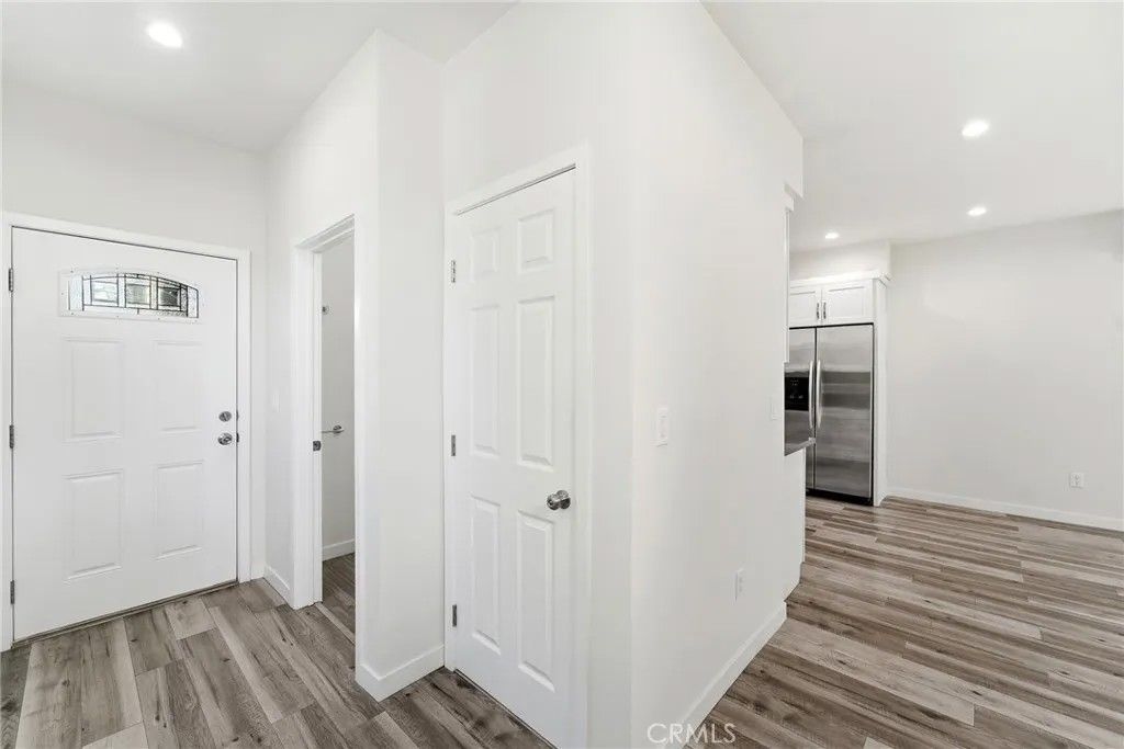 Photo of 15942 Valerio Street, Van Nuys, CA 91406 (MLS # SR26017529)