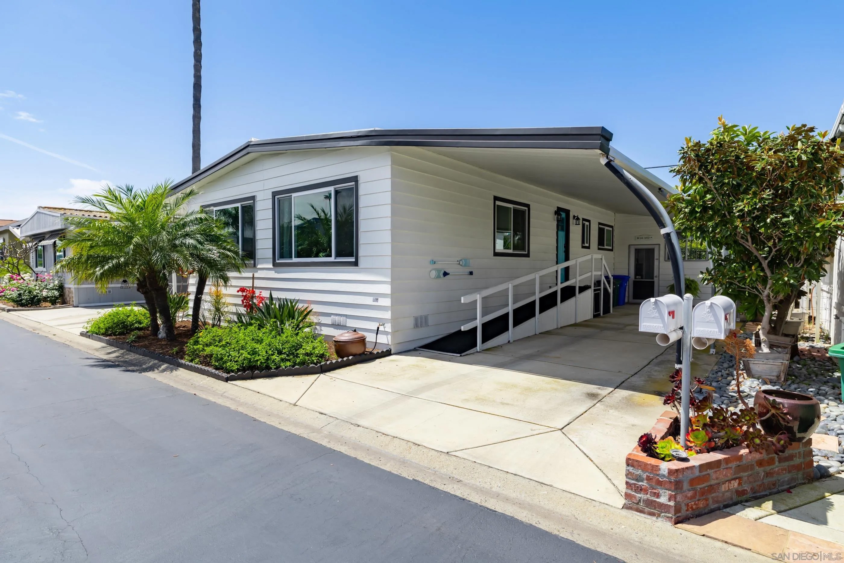 7209 San Luis St 169