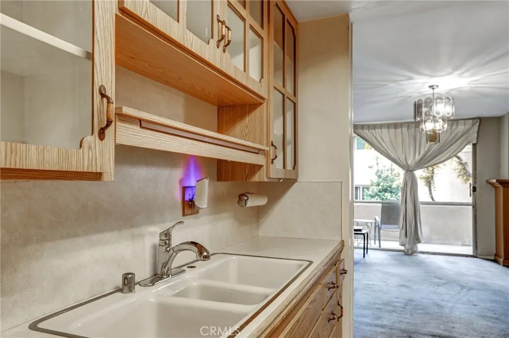 6405 Green Valley Circle 203