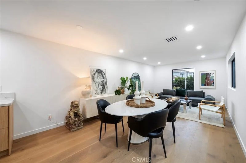 2225 Shoredale
