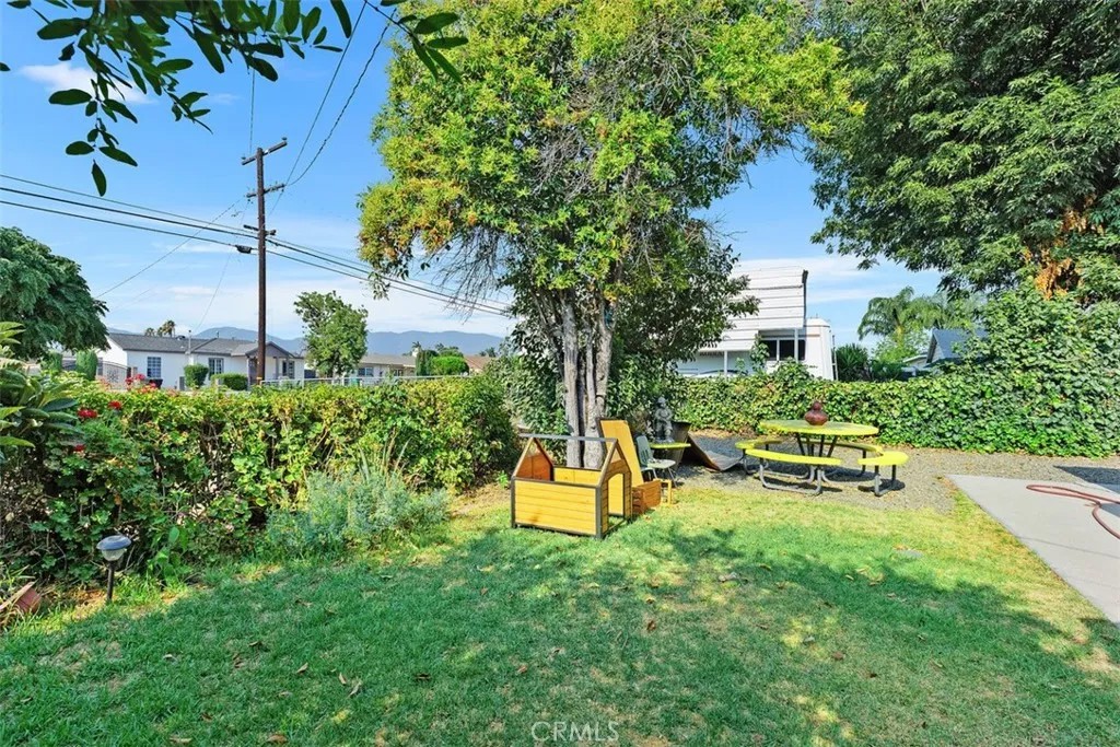1329 Pleasant View Avenue