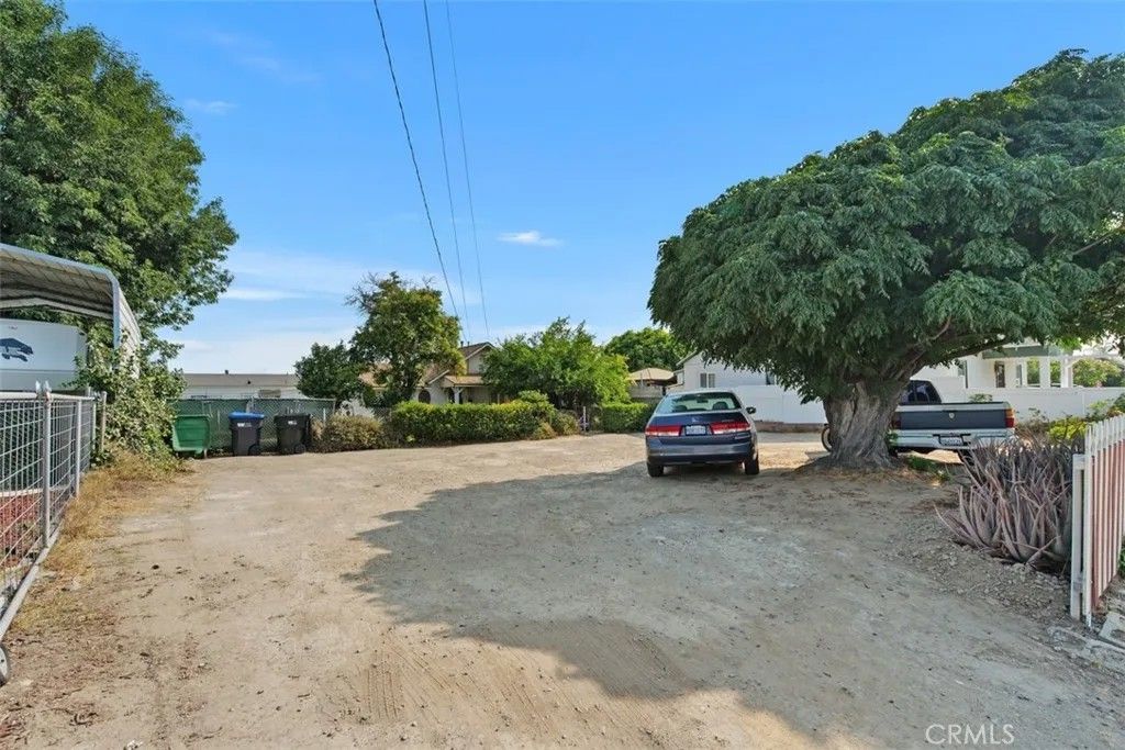Photo of 1329 Pleasant View Avenue, Corona, CA 92882 (MLS # OC25196814)