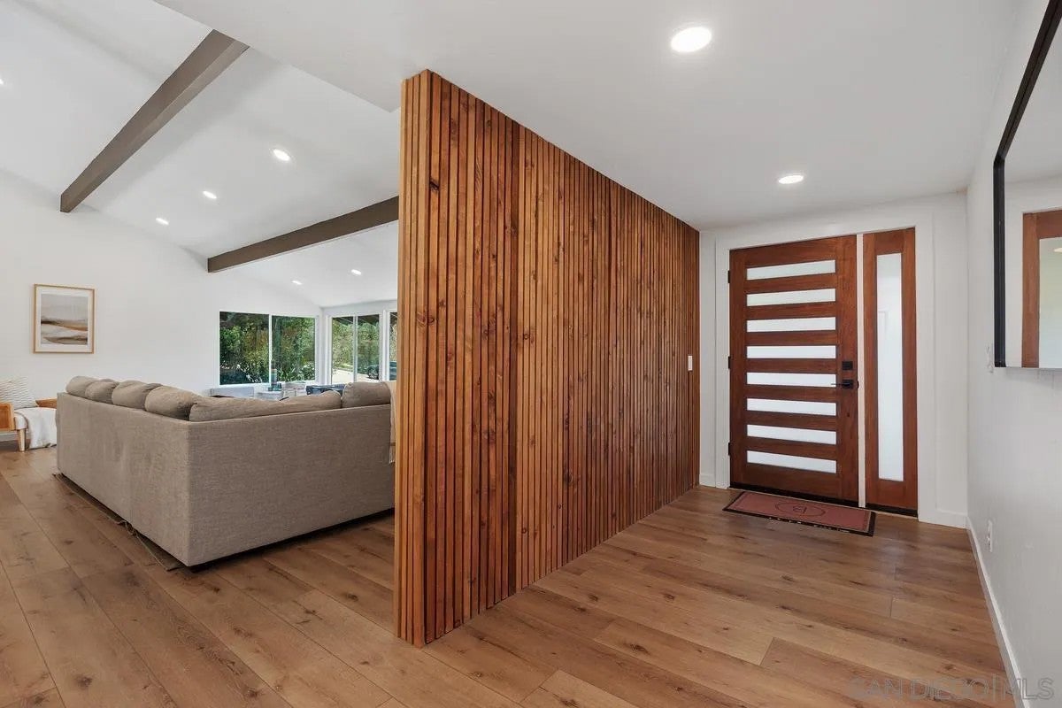 2586 Azure Coast Dr