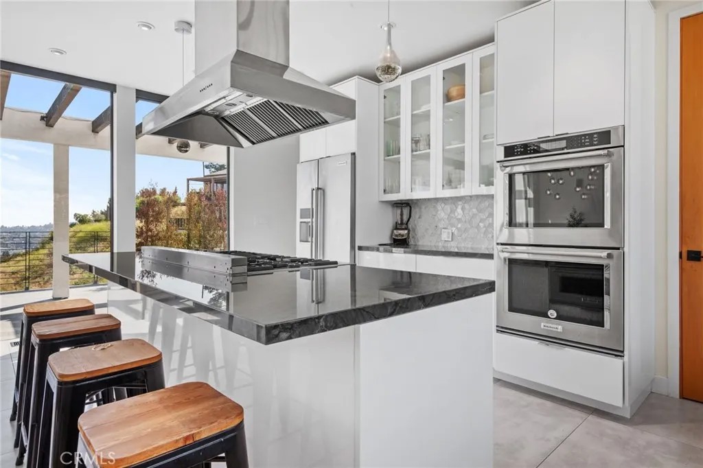 1479 Highgate