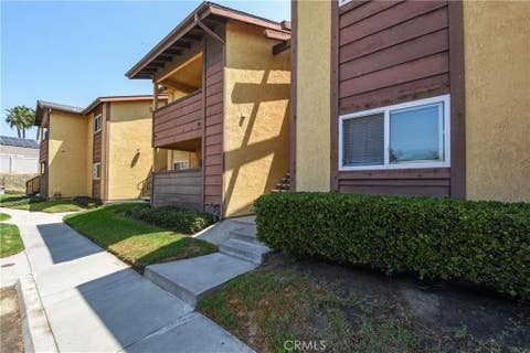 Photo of 530 Calle Montecito, Oceanside, CA 92057 (MLS # SW26175763)
