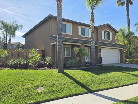 Photo of 28688 Lavatera Avenue, Murrieta, CA 92563 (MLS # CV26063358)