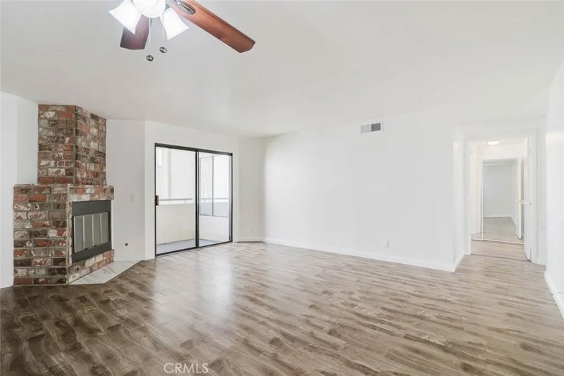 13825 Beaver Street 32
