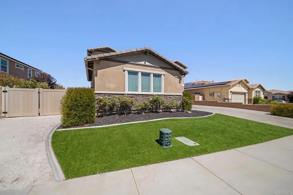 Photo of 30536 Fragrant Street, Murrieta, CA 92563 (MLS # NDP2508987)