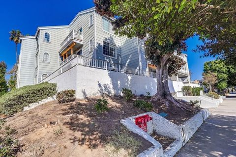 Tiny photo for 3401 E Wilton St #306, Long Beach, CA 90804 (MLS # PW25247331)