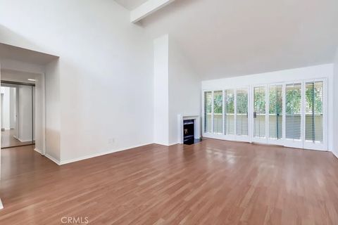 Tiny photo for 3401 E Wilton St #306, Long Beach, CA 90804 (MLS # PW25247331)