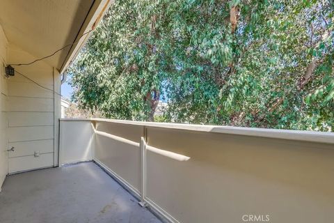 Tiny photo for 3401 E Wilton St #306, Long Beach, CA 90804 (MLS # PW25247331)