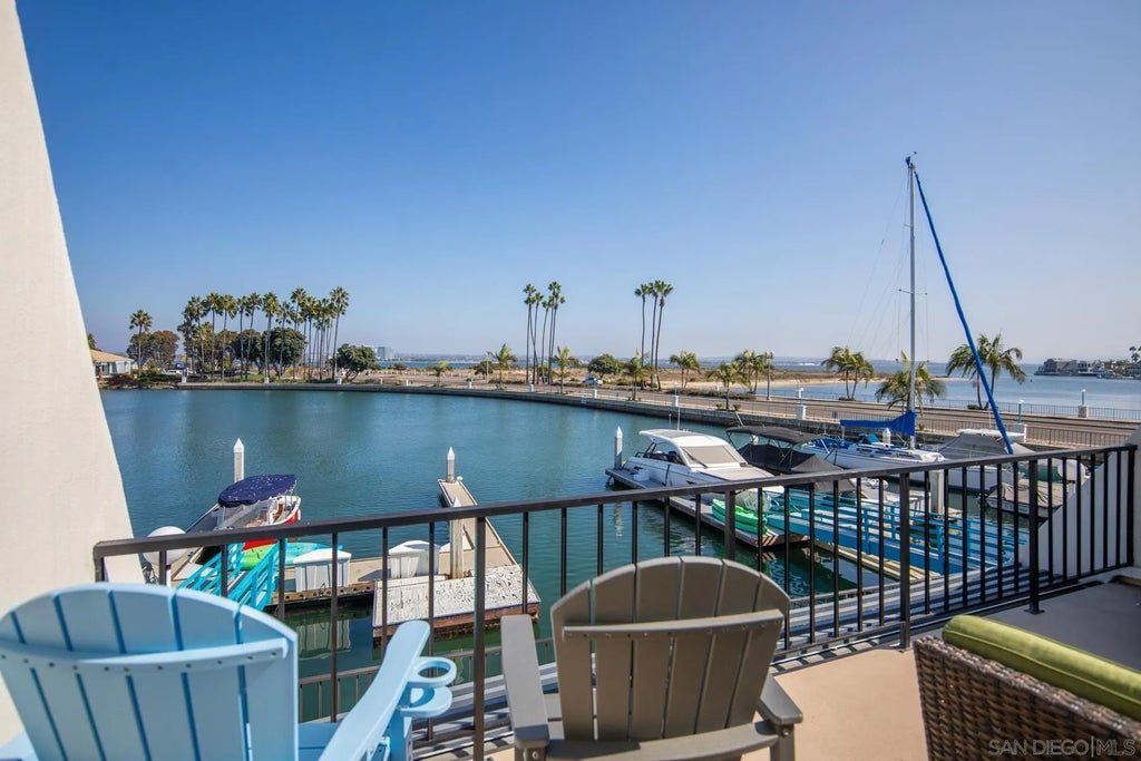 Photo of 8 Antigua Ct, Coronado, CA 92118 (MLS # 260021883)