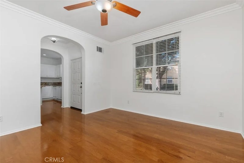 60 Avondale