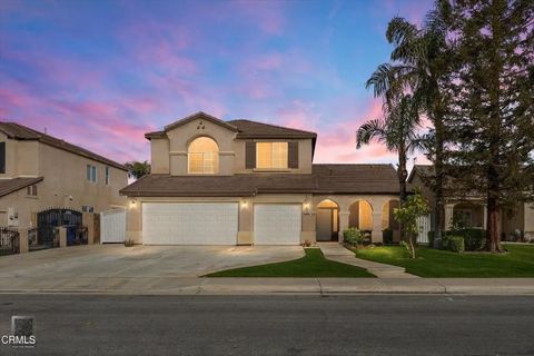 Photo of 10804 Eagle Vista Drive, Bakersfield, CA 93311 (MLS # V1-34627)