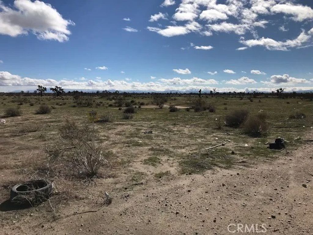 Photo of 0 Barbet, Adelanto, CA 92301 (MLS # AR26091548)
