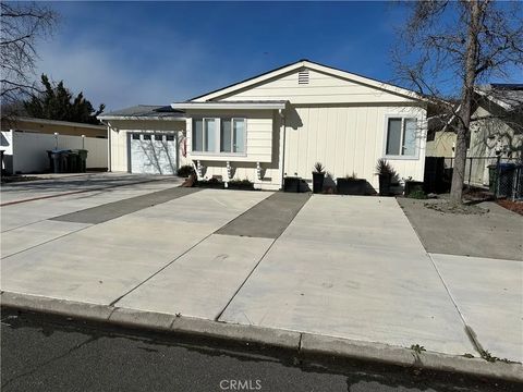 12945 Lakeland Clearlake Oaks CA 95423