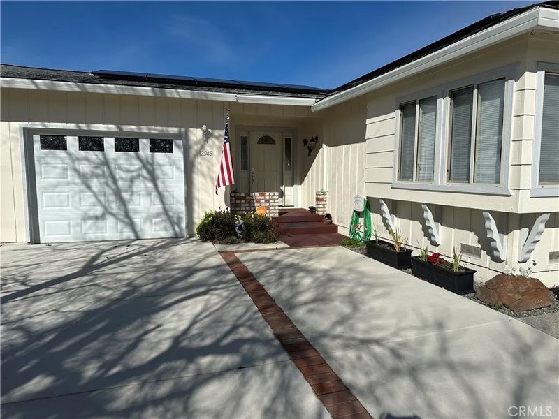 12945 Lakeland