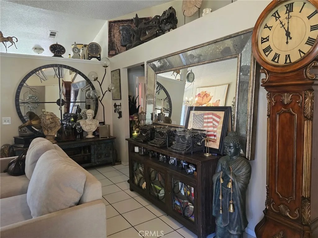 1529 Apple Creek