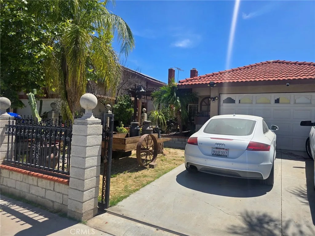 1529 Apple Creek