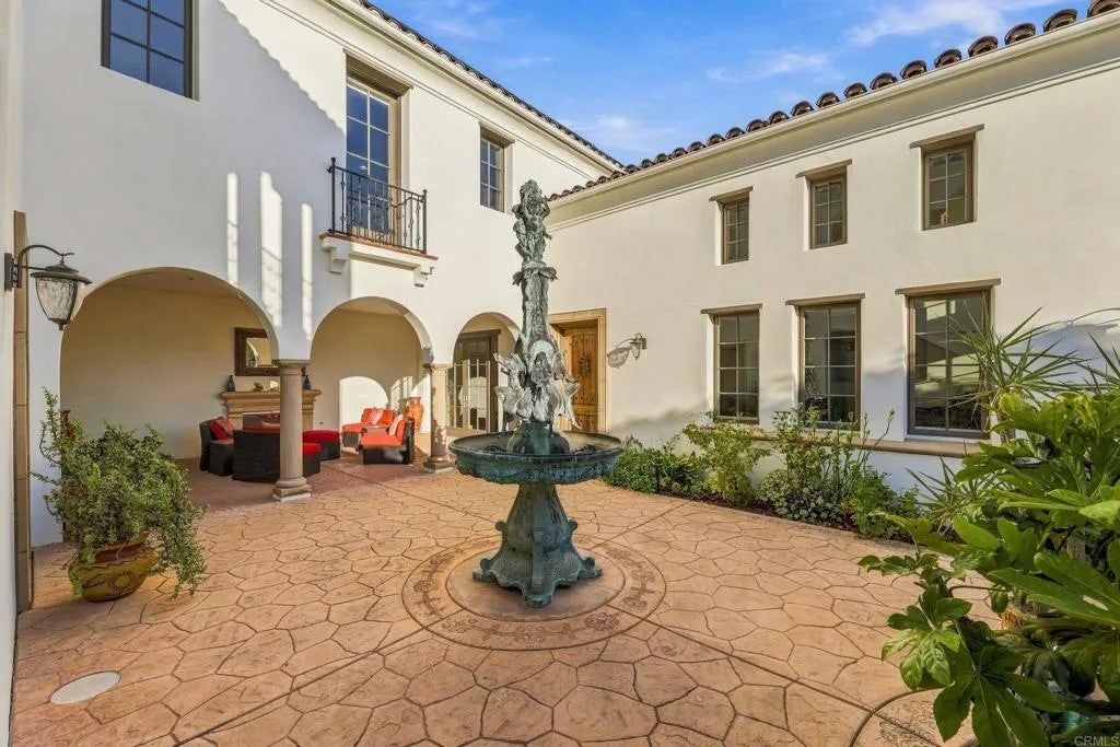 17253 Reflections Circle