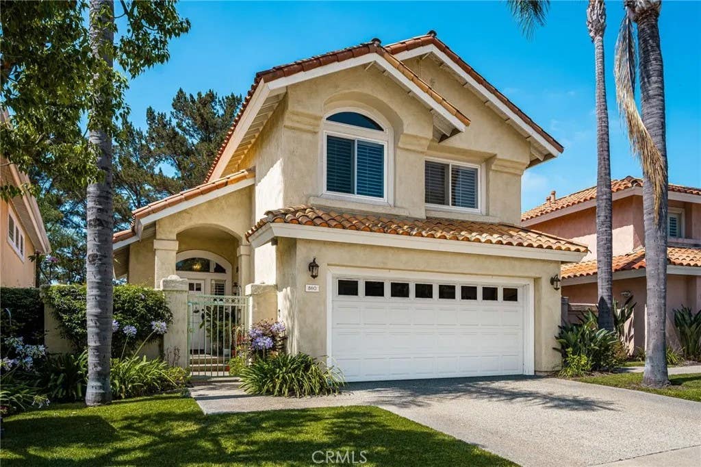 Photo of 860 E Chisholm Court, Brea, CA 92821 (MLS # PW26124759)